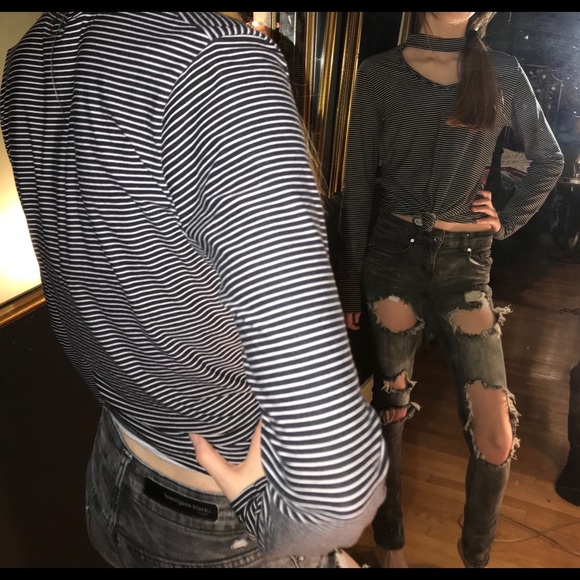 Rue21 black and white long sleeve - Picture 2 of 2